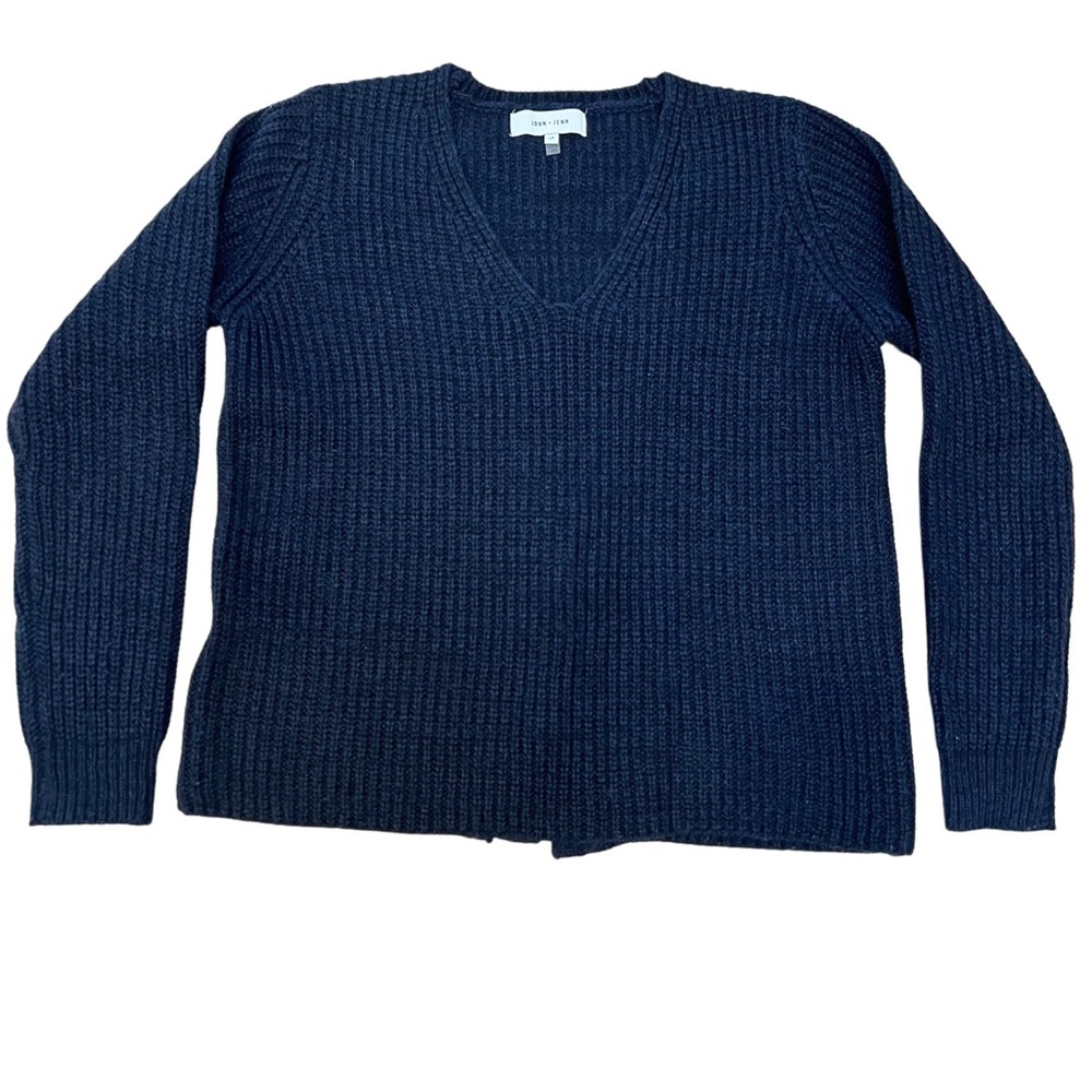 John + Jenn Navy Blue Long Sleeve V Neck Sweater-Size Small
